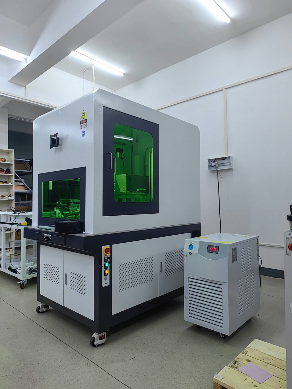 高端钼靶机精密结构件制造